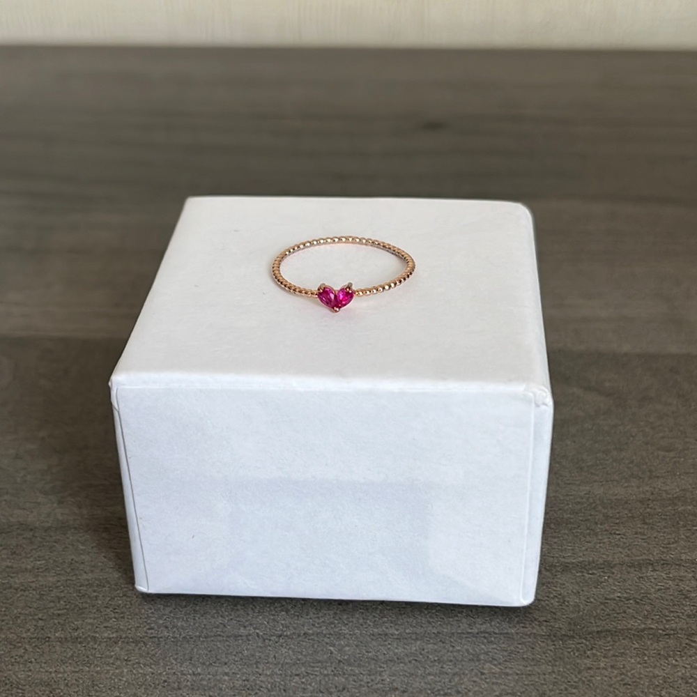 HEART CRYSTAL ROSE GOLD TONED RING